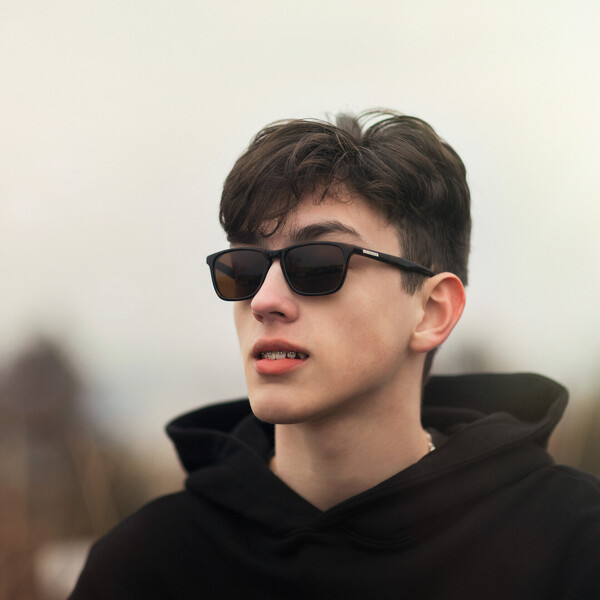 Samozabarvovací čočky Transitions GEN 8 u OptikDoDomu